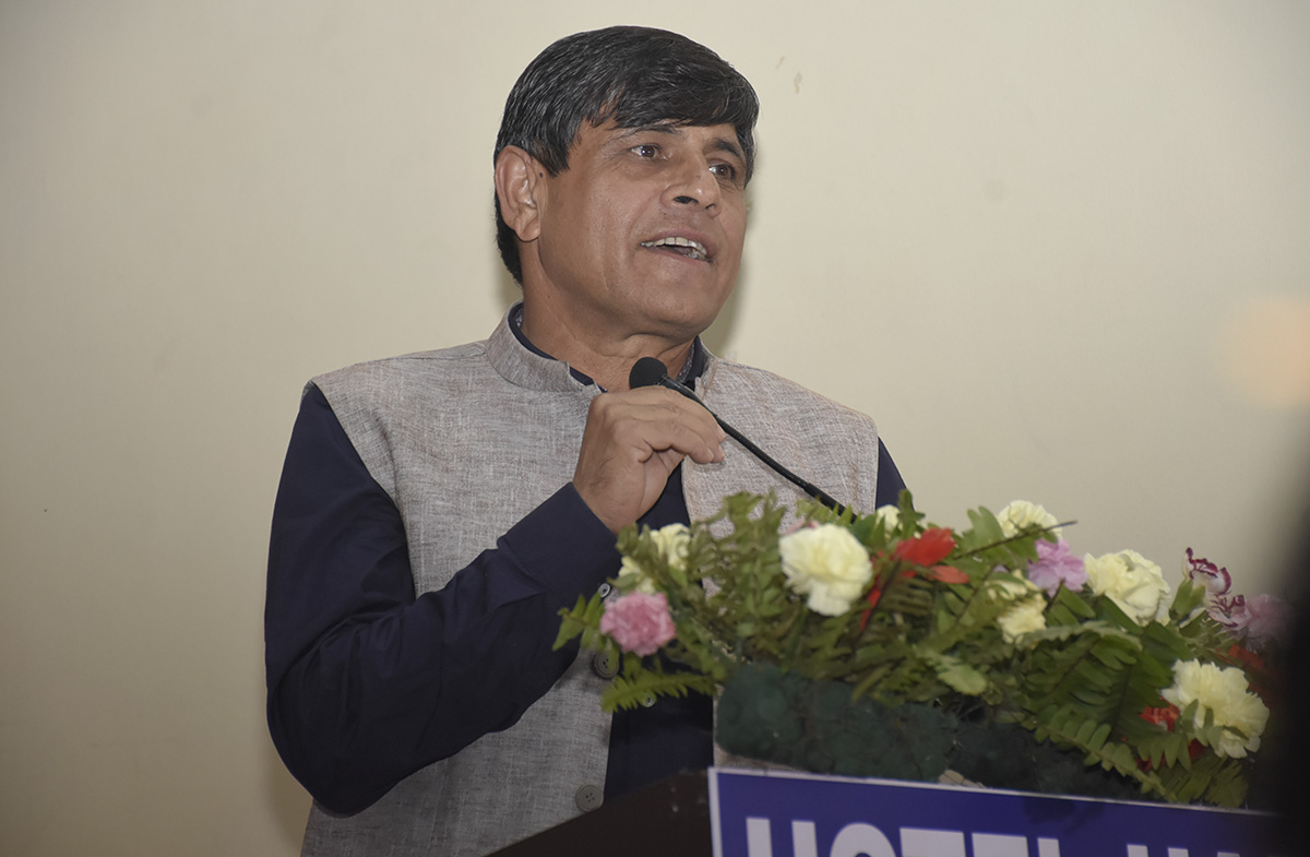 कैलाश सिरोहिया पक्राउ परेपछि माधव नेपालको पार्टी बोल्यो : मिडियालाई दबाबमा राख्ने कुरा निन्दनीय