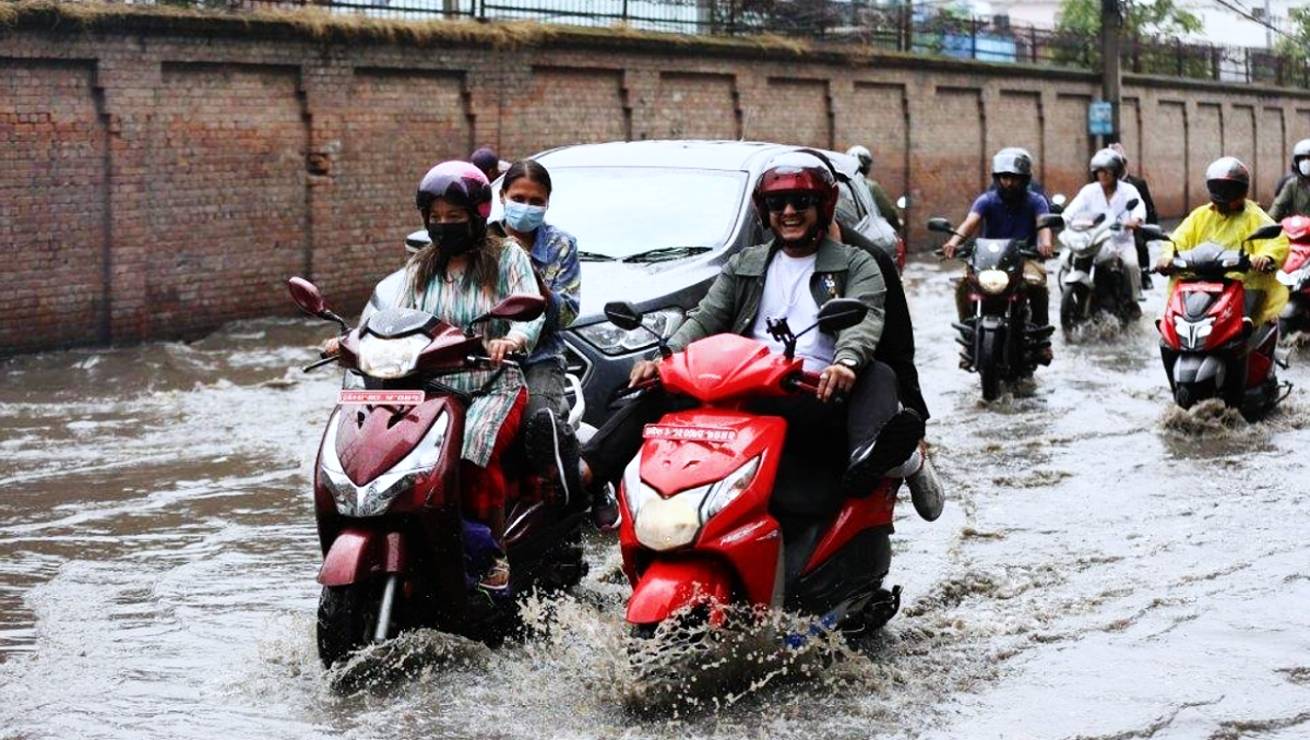 एकछिनको पानीले न्यूप्लाजा डुबानमा