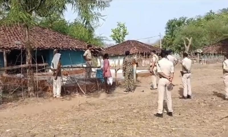 परिवारका आठ सदस्यको हत्या गरी युवकले गरे आत्महत्या