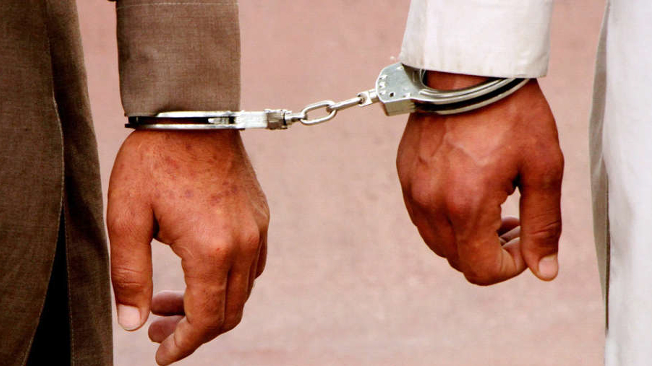 सहकारीको ८० लाख लुटेको आरोपमा दुईजना पक्राउ