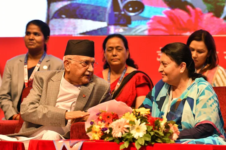 सक्रिय राजनीतिमा फर्किन विद्या भण्डारीलाई एमालेको निम्तो