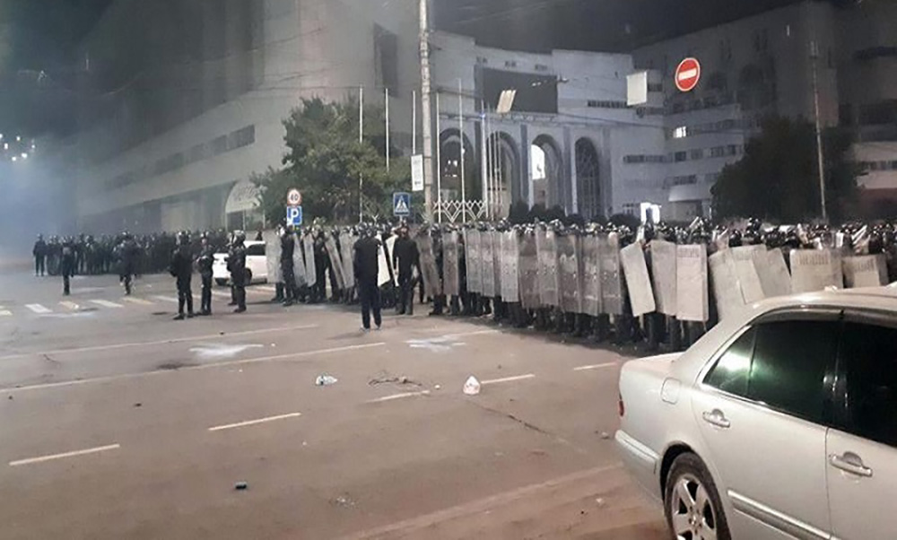 किर्गीस्तानमा तनाव, नेपालीलाई घरबाहिर ननिस्कन आग्रह