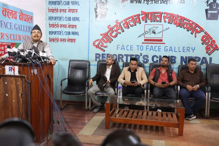 अमेरिकी नागरिकलाई दिँइदैआएको अनअराइभल भिसा रोक्न अभियन्ताहरुको माग