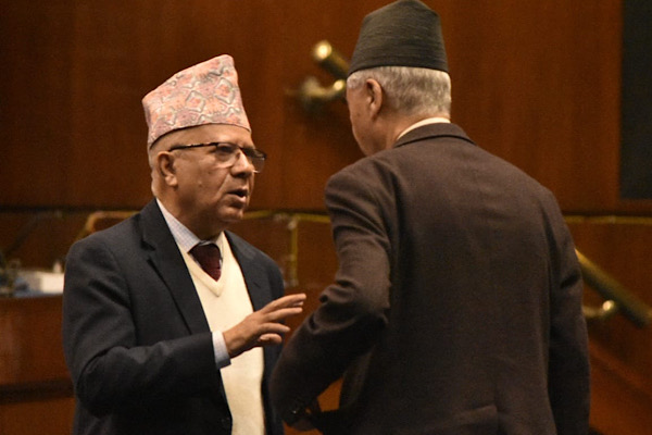 देउवालाई फेरि धोका, मधेशमा जनमतको नेतृत्वमा सरकार बनाउन माधव नेपाल सहमत