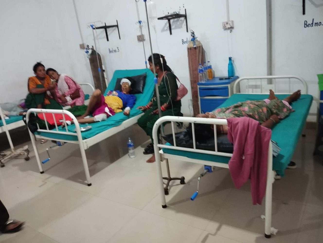 कुखुराको मासु खाँदा चार जना बिरामी