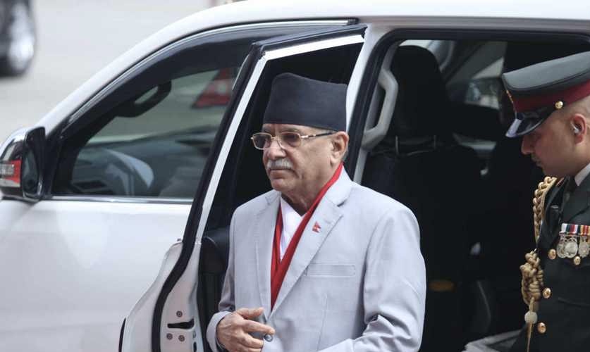 प्रधानमन्त्री प्रचण्ड भारत जाँदै