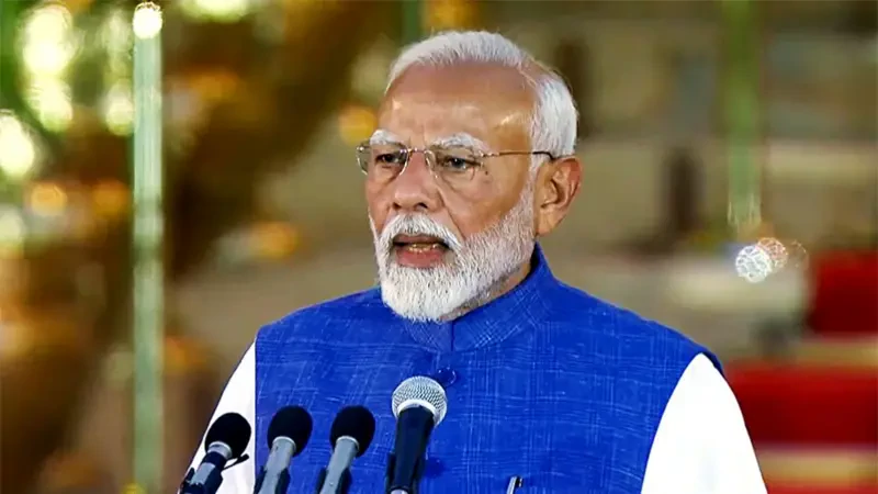 मोदीद्वारा तेस्रो पटक भारतको प्रधानमन्त्रीको शपथ, प्रधानमन्त्री प्रचण्ड पनि सहभागी