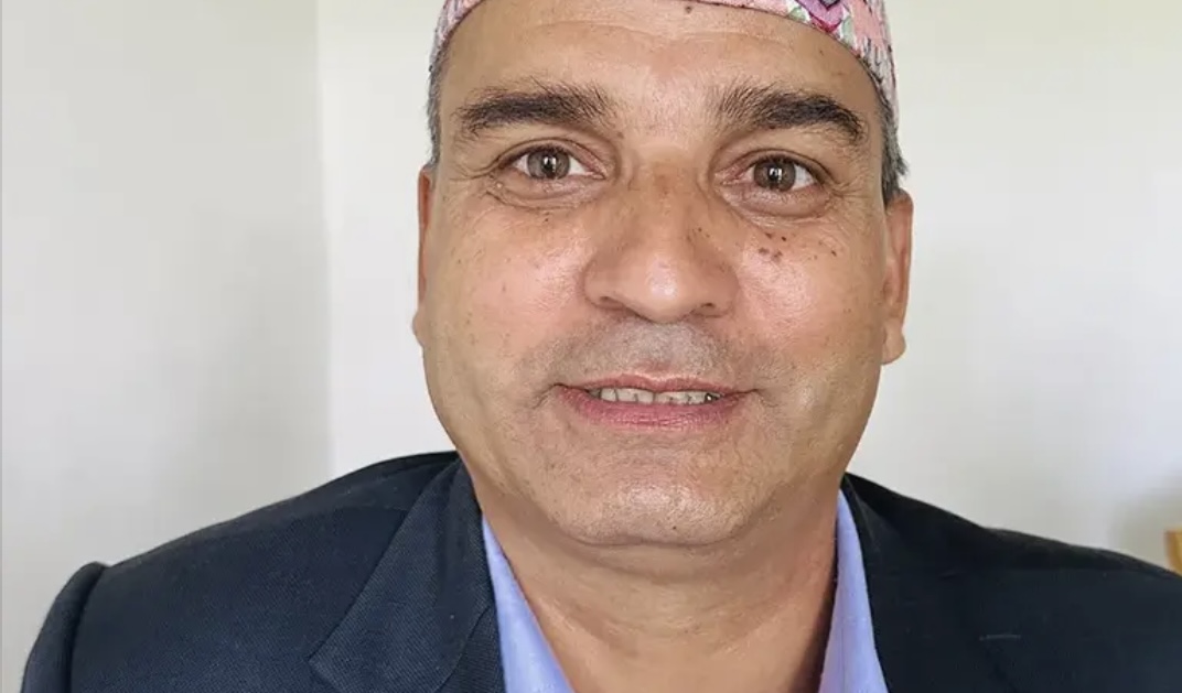 मन्त्री फणीन्द्रको सांसद पद चैट