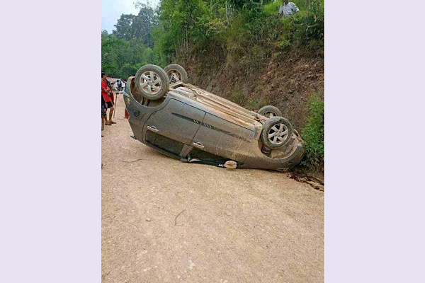 सुत्केरी बोकेर आएको  गाडी यसरी दुर्घटना भएपछि…