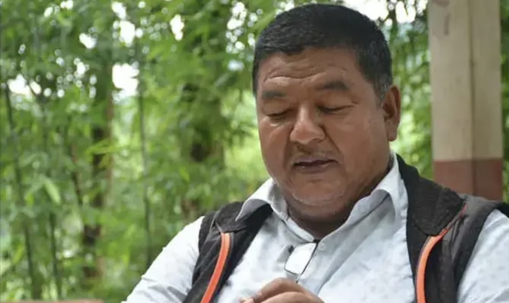 १०० जना महाधिवेशन प्रतिनिधि किसान श्रेष्ठको कब्जामा, माधव नेपाललाई सघाउनेबारे द्धिविधा