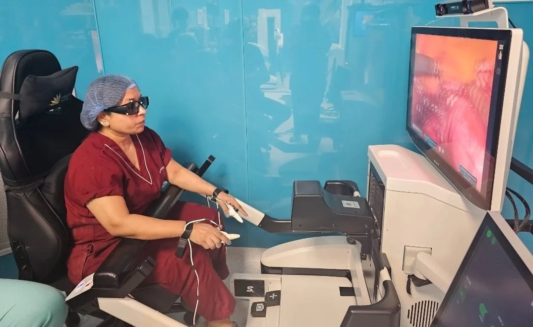 यसरी रोबोटबाट गरियो बीएण्डबी अस्पतालमा पहिलोपटक  सर्जरी