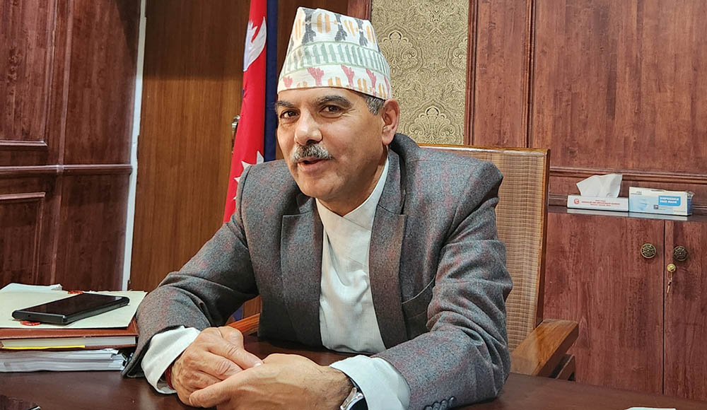 मुख्य सचिव अर्याल स्वत: निलम्बित