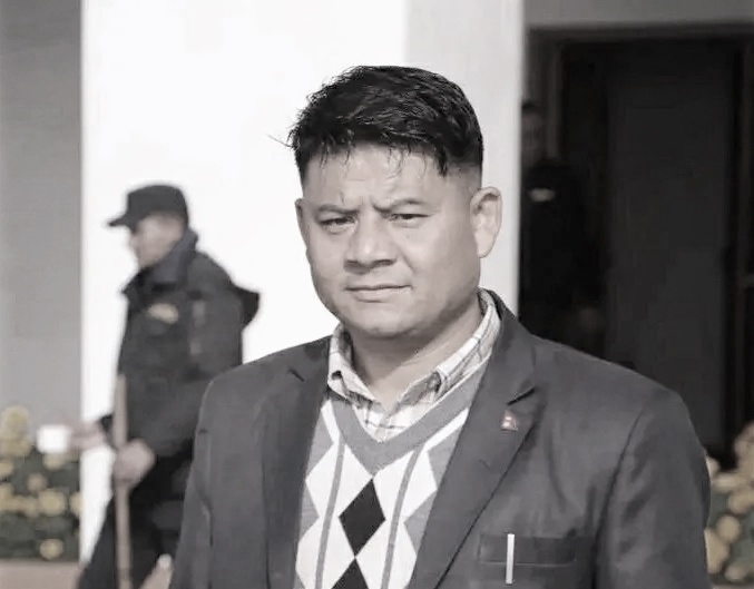 ओली निवास बालकोटमा खटिएका सशस्त्र प्रहरीका इन्स्पेक्टर  थापाको निधनप्रति ओलीले गरे दु:ख ब्यक्त