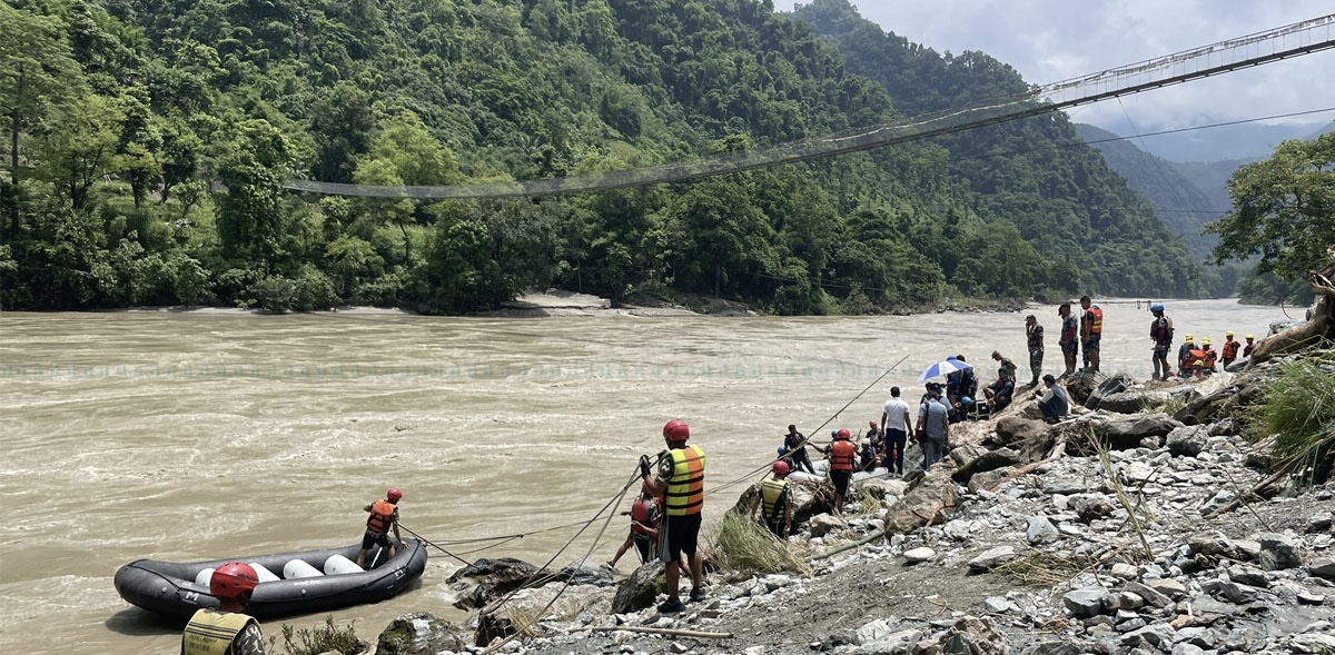 नारायणी नदीको टापुमा मृत भेटिएका दुई जना गणपति र एन्जल्स बसका यात्रु रहेको पुष्टि
