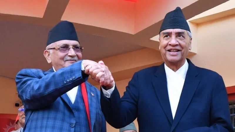 ओलीलाई प्रधानमन्त्री बनाएर सुशील कोइरालाले दिएको धोकाको पैंचो तिरेका देउवा