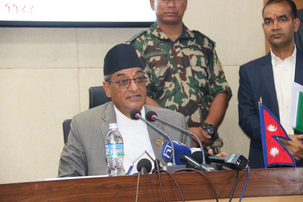 चितवनको सिमलताल घटना अध्ययन गर्न गृहमन्त्री लेखकले बनाए कार्यदल