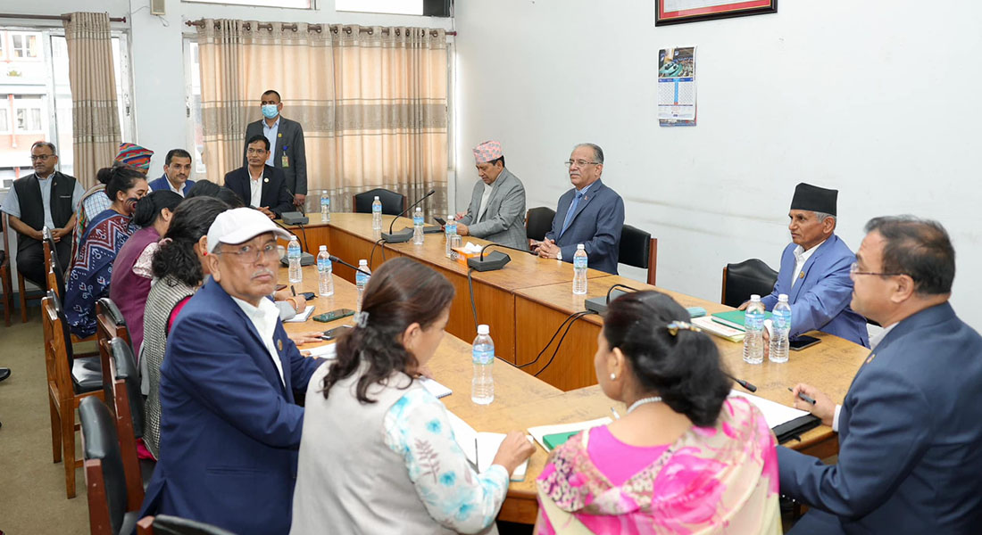 प्रधानमनमन्त्री ओलीलाई विश्वासको मत नदिन माओवादीको ह्वीप