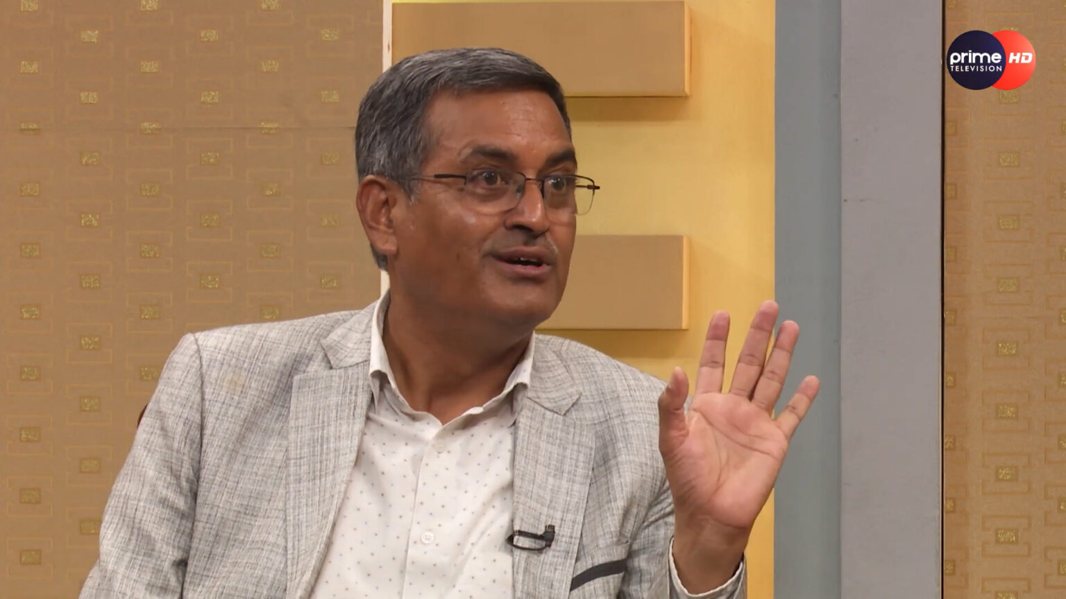 नयाँ गठबन्धन बनाउन मूख्य भूमिका खेलेका रमेश बडाललाई पुनः महान्यायाधिवक्ता बनाउने प्रधानमन्त्री ओलीको तयारी