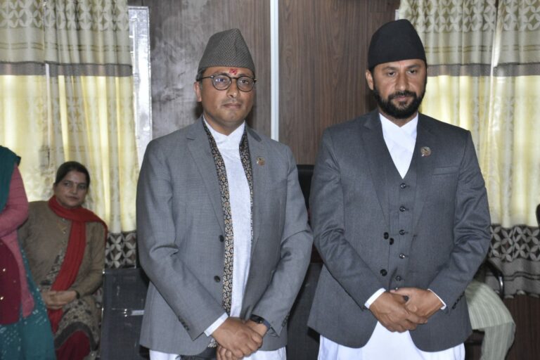 पूर्व महामन्त्री ढकालले गम्भीर आरोप लगाउँदा समेत वाग्ले र लामिछानेले मुख खोलेनन्