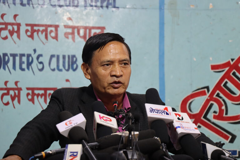 ओलीको नेतृत्वमा बन्ने सरकारमा प्रचण्ड सहभागी नभएपनि माओवादीका सांसदहरु सहभागी हुने एमाले नेता तामाङको दाबी