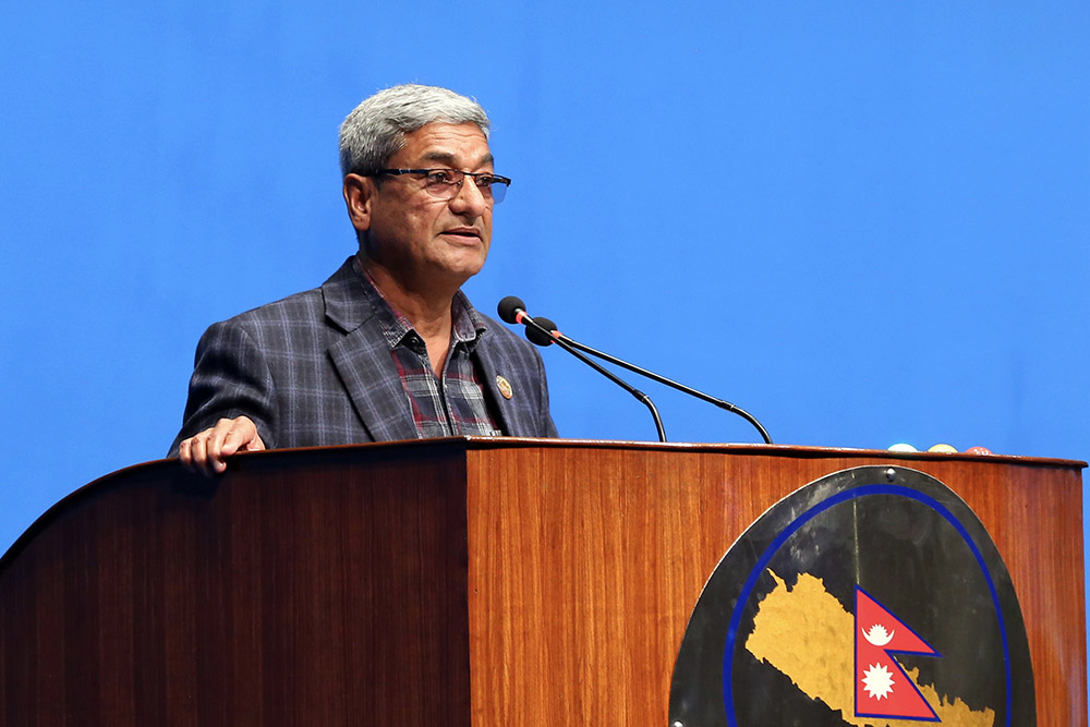 ‘ओलीजी संविधानको ७६ को २ अनुसार प्रधानमन्त्री बन्नुहुन्छ’ :रमेश लेखक