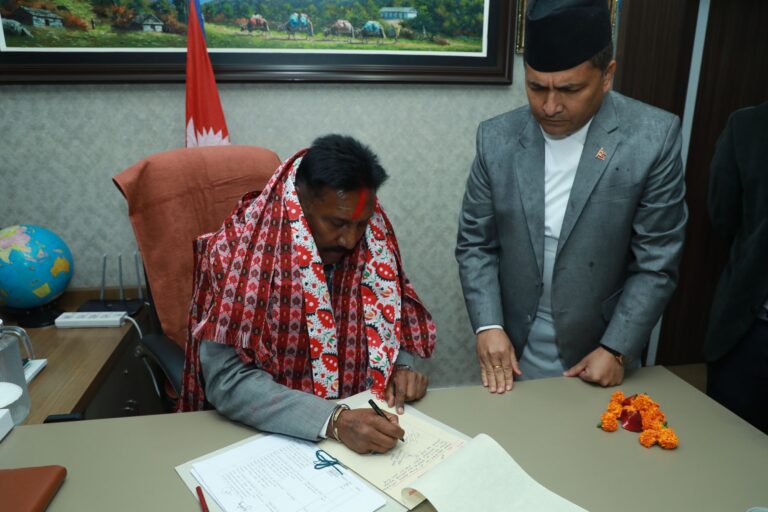 पञ्चायतदेखि गणतन्त्रसम्म २०औं पटक मन्त्री बन्दा शरतसिंह भण्डारीले के मात्र गरेनन् ?