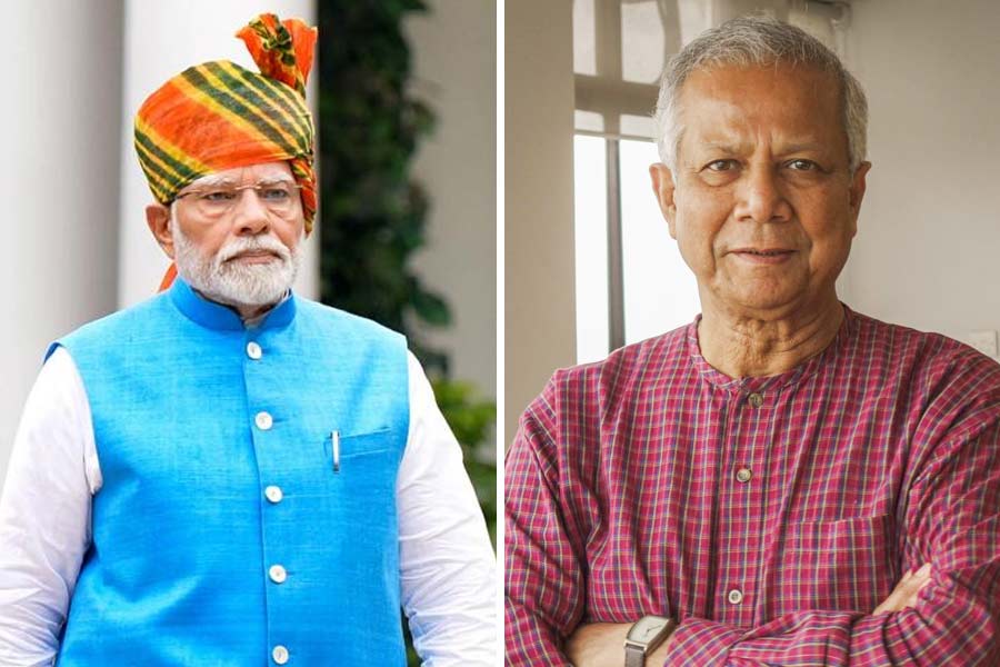 प्रधानमन्त्री मोदी र युनुसबीचको फोनवार्ता,के भयो कुराकानी ?