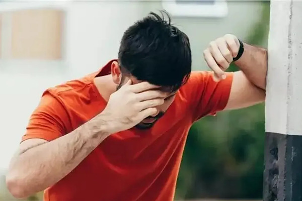 के तपाईलाई पनि रिँगटा लागिरहने समस्या छ ? हुन सक्छ यस्ता गम्भीर रोगको सङ्केत !