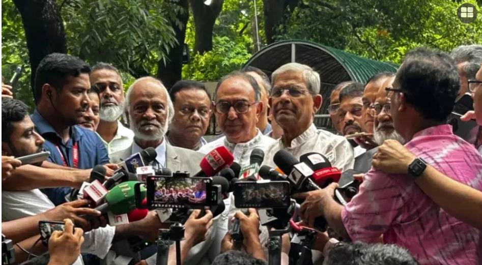 बंगलादेशका राजनीतिक दलले सरकार प्रमुख युनुसलाइ भने, ‘निर्वाचनकाे बातावरण बनाउनुहाेस्’