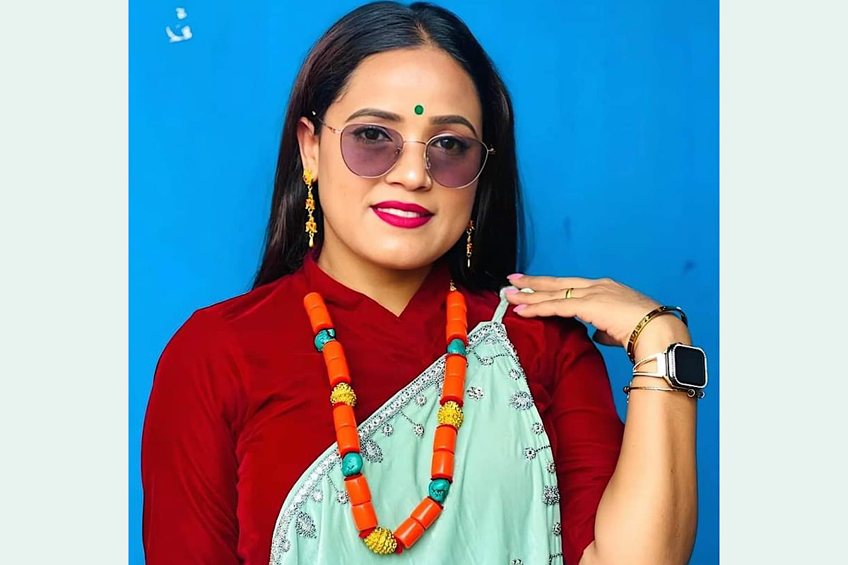 चर्चित गित “म त ढले ढले ,पल्लारे साइँलोले” गीतकी गायिका शान्ता रानी परियारले गीतको विवादबारे दिइन् यस्तो प्रष्टिकरण