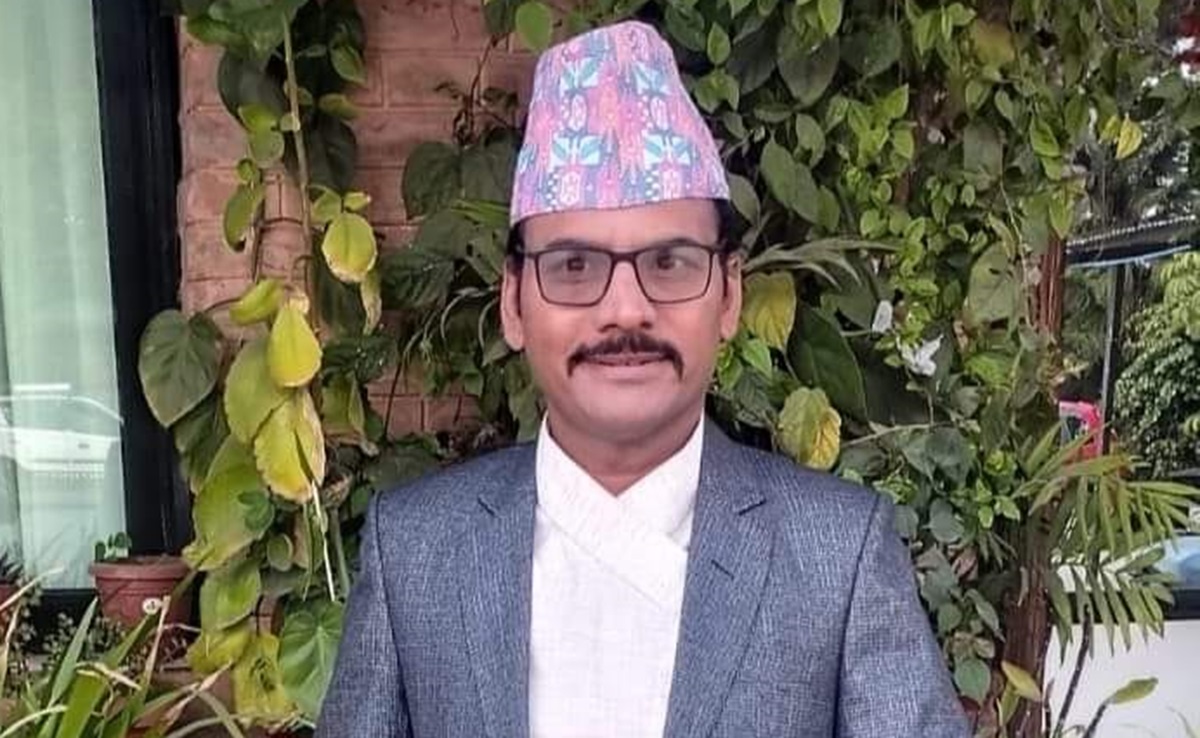 धमाधम ‘छक्का पञ्जा’ बाहिरका फिल्म गर्दै माग्ने बुढा, ‘माइतीघर’ मा अनुबन्धित