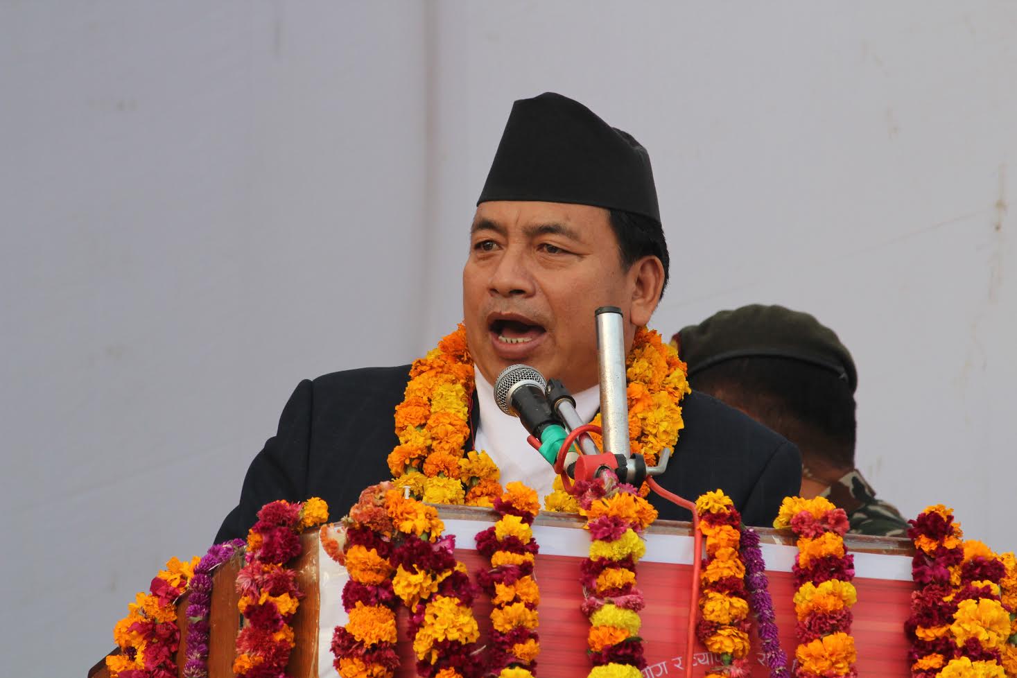 पार्टीले राष्ट्रपतिका लागि अघि सारे तयार छुः पासाङ