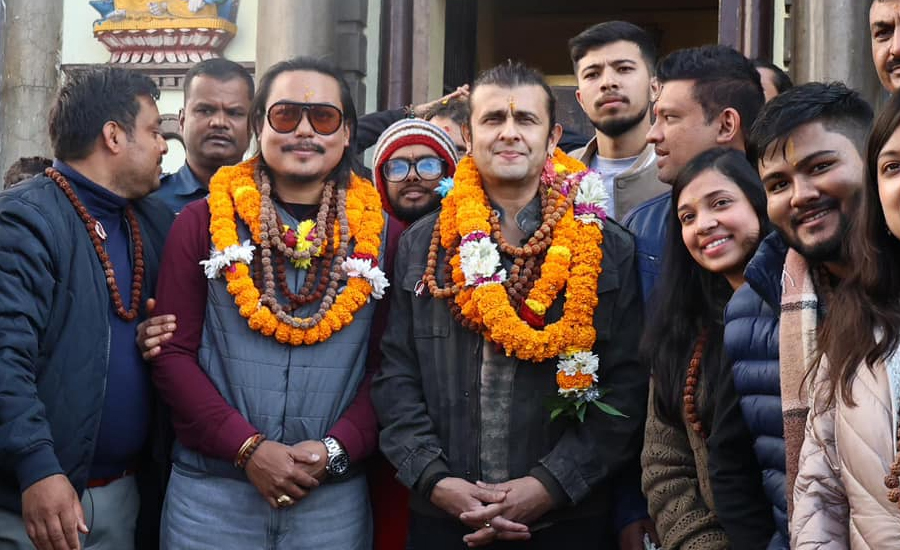 पशुपति दर्शनमा पुगे सोनु निगम