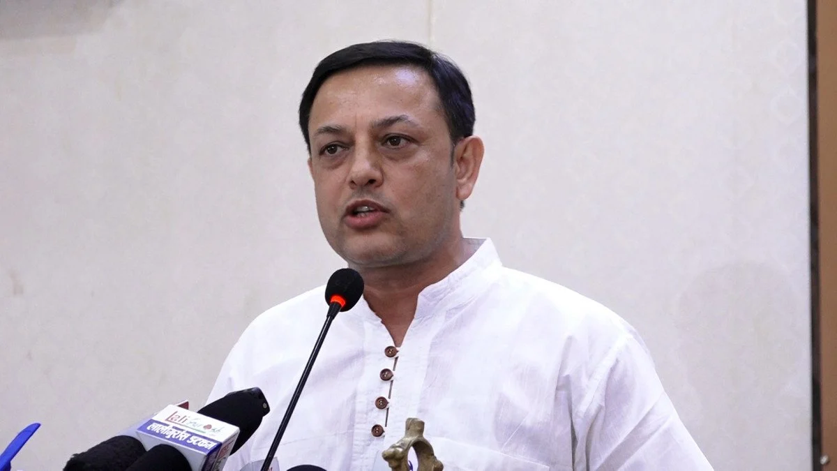 जनताको डरले हेलिकप्टर चढेर भाग्ने केपी ओलीको कुरै नगर्नुस् : डिपी अर्याल