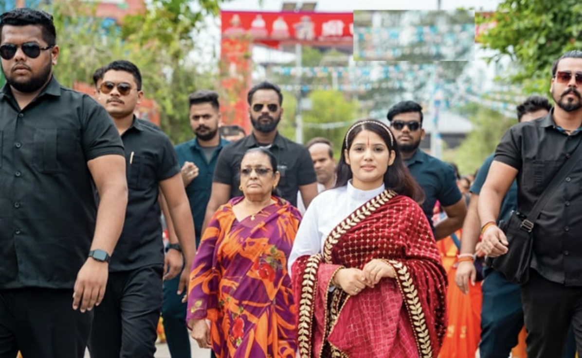 ८ जना सुरक्षाकर्मी लिएर नेपाल आईपुगिन् देवी प्रतिभा
