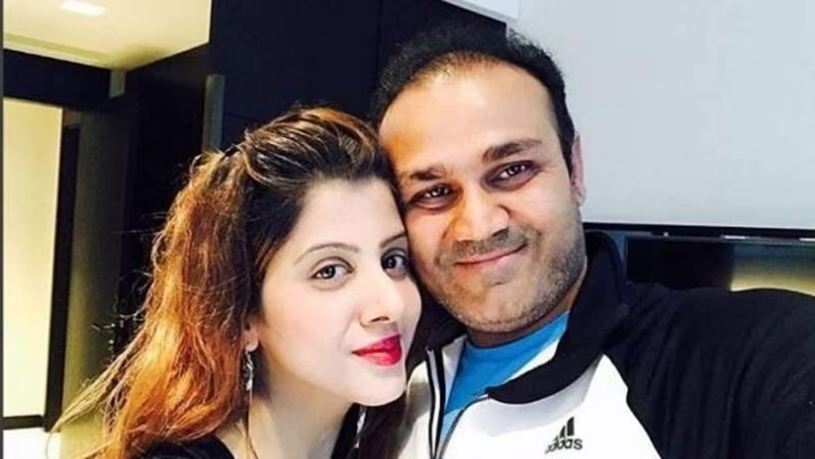 २० वर्षको वैवाहिक जीवनपछि आफ्नी श्रीमती अलग भए पूर्व भारतीय क्रिकेटर वीरेन्द्र सहवाग