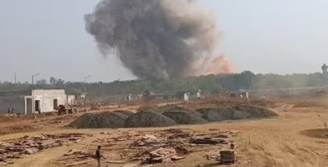 सेनाको हतियार कारखानामा विस्फोट, ५ जनाको मृत्यु, १२ व्यक्ति पुरिए