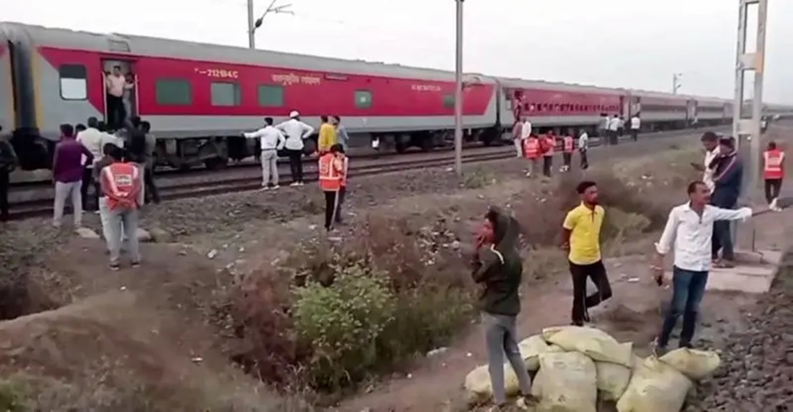 भारतमा रेल दुर्घटना हुँदा ज्यान गुमाएका ७ नेपालीको सनाखत, थप ४ जना घाइते
