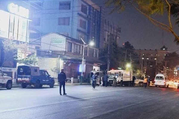 त्रिपुरेश्वरमा शंकास्पद वस्तु फेला