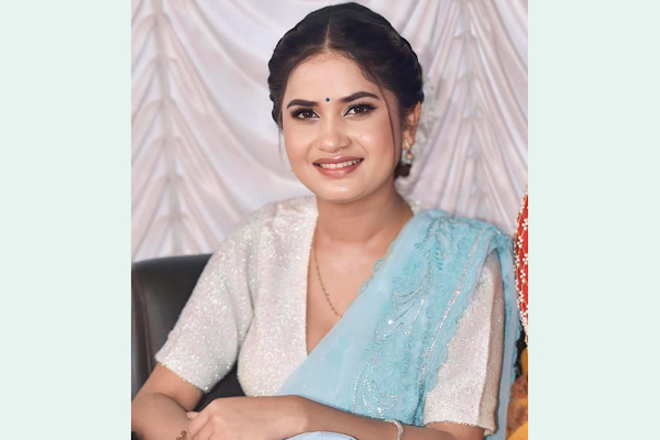 बर्बाद भएर पनि चित्त बुझाइराछु :एलिना चौहान