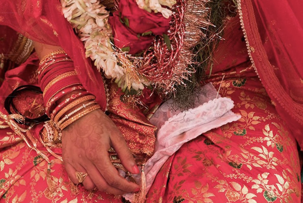 बिहे गरेको २ वर्षसम्म पनि शारीरिक सम्बन्ध नराखेको भन्दै श्रीमानविरूद्ध प्रहरीमा जाहेरी