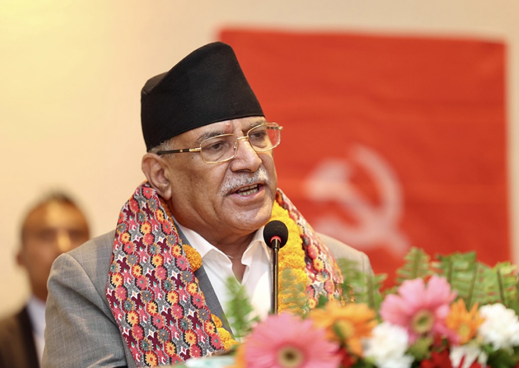 प्रचण्डले खोजे देउवा र ओलीको साथ