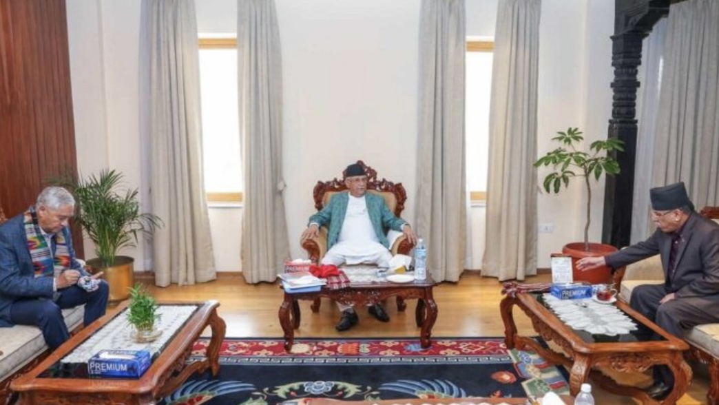 प्रधानमन्त्री ओली, देउवा र दाहाल आज एउटै मञ्चमा हुने