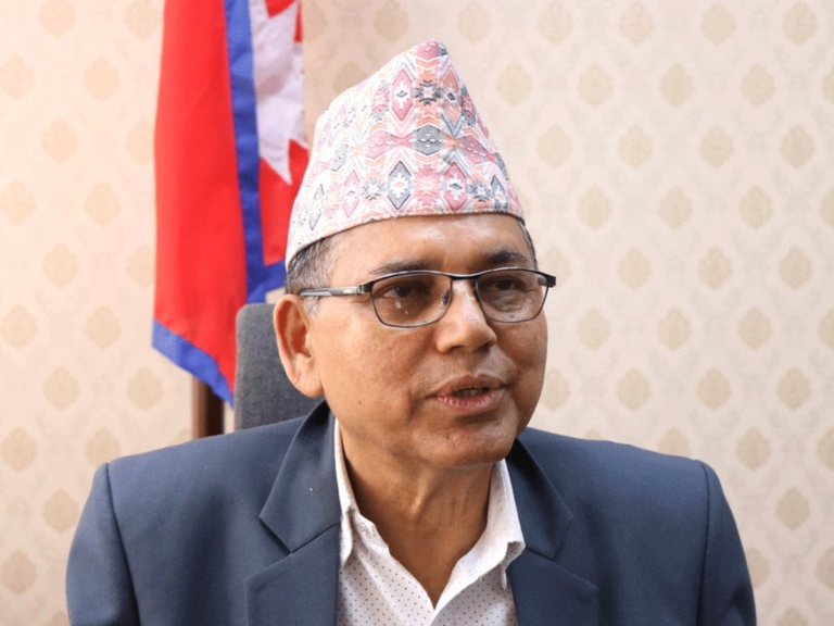 कार्यसम्पादन मूल्याङ्कनमा ७ अंक पाएका भौतिकमन्त्री दाहाल भन्छन्- म फेल भएको होइन
