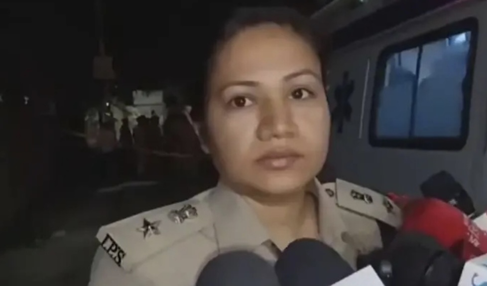 मध्यराति युवतीलाई गरियो गोली प्रहार