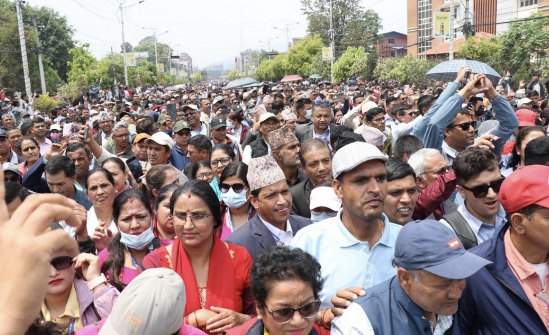 कक्षा १२ को परीक्षा गराए ‘देखाइदिने’ शिक्षकहरूको चेतावनी