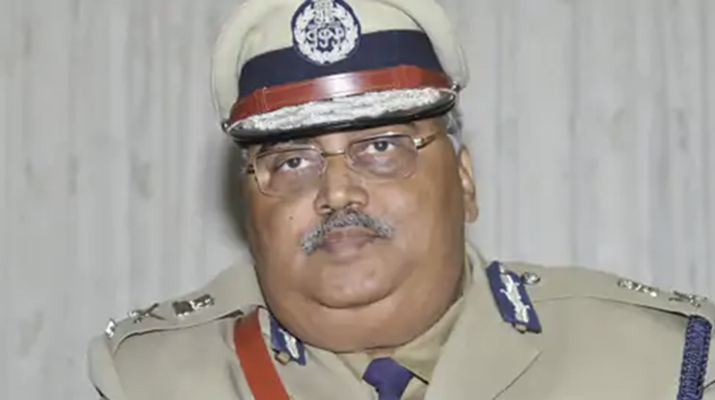 पूर्वडीआईजी हत्या प्रकरण : श्रीमती र छोरी पक्राउ, गुगलमा खोजेका थिए हत्याको विधि !