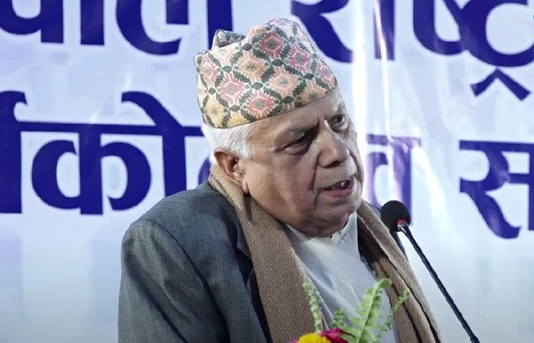 प्रधानमन्त्री ओलीलाई अर्को संकट, गभर्नर छनोट सिफारिश समितिबाट भट्टराईले दिए राजीनामा