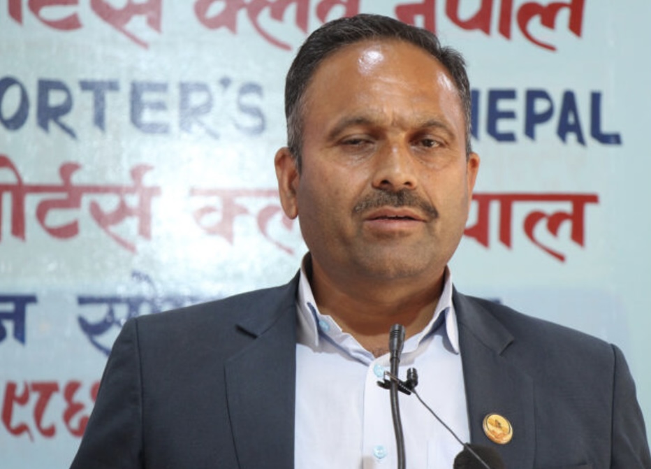 एमालेसँगको गठबन्धन तोड्न कांग्रेस इच्छुक छ, नयाँ समीकरण बनाउने प्रक्रियाको सुरुवात भइसक्योः माओवादी नेता दाहाल