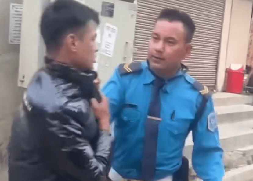 ट्राफिक प्रहरीले सर्वसाधारणलाई कुटपिट गरेको दोस्रो भिडियो सार्वजनिक